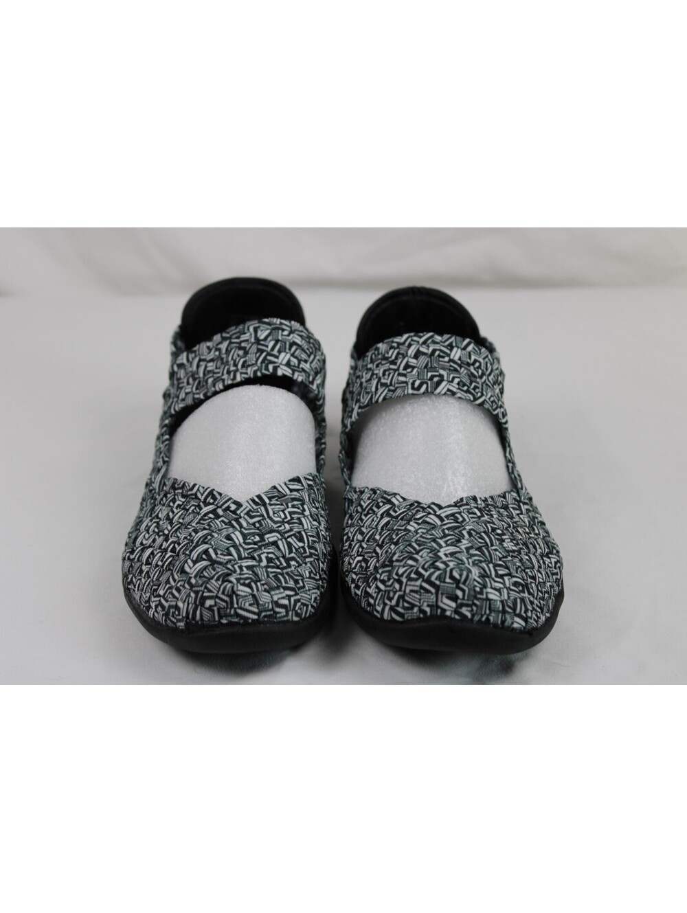 Bernie Mev New York Black & White Woven Elastic Mary Jane Shoes with Box Size 40 - Picture 2 of 9